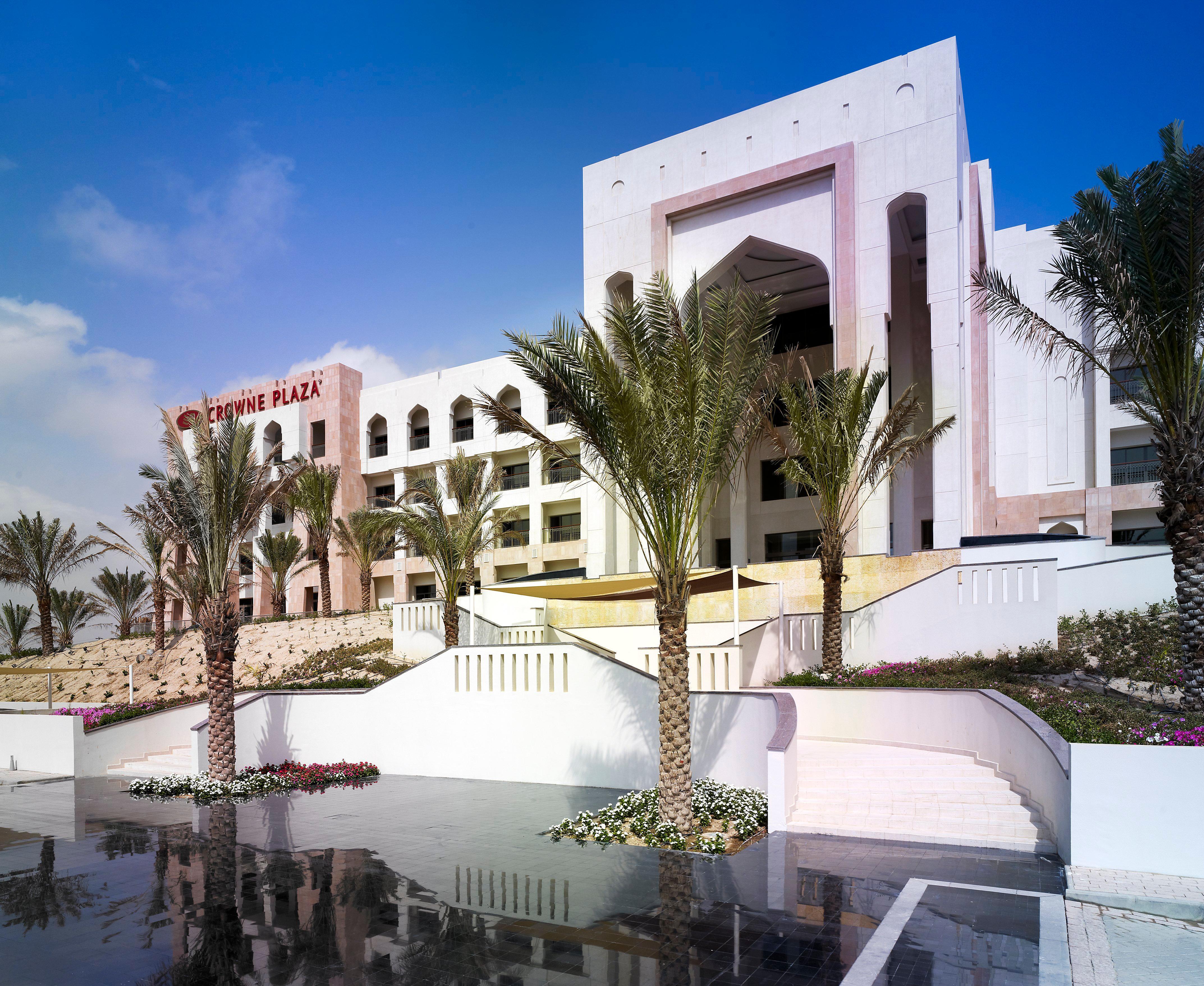 Crowne Plaza By Ihg Hotel 5*