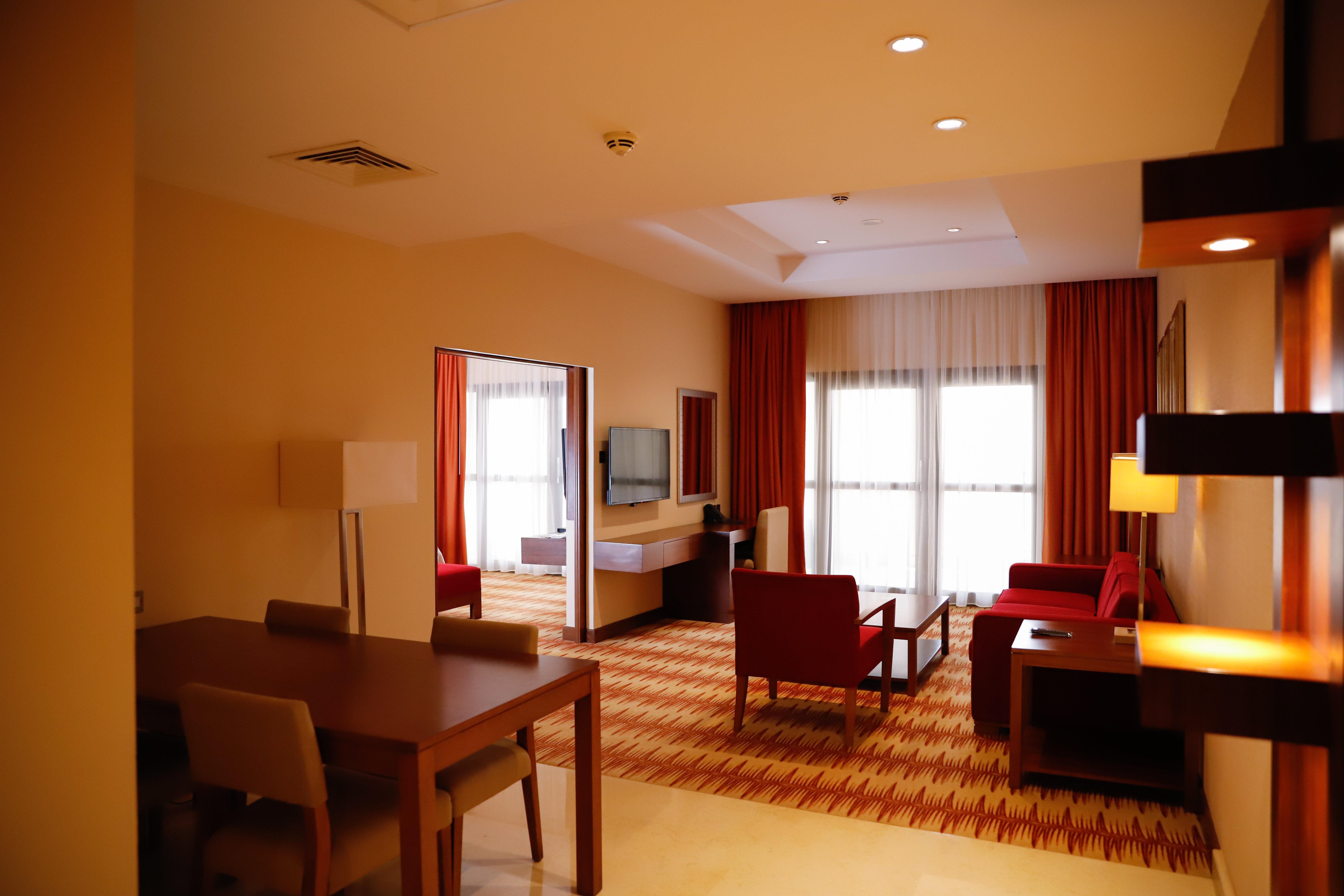 Crowne Plaza By Ihg Hotel